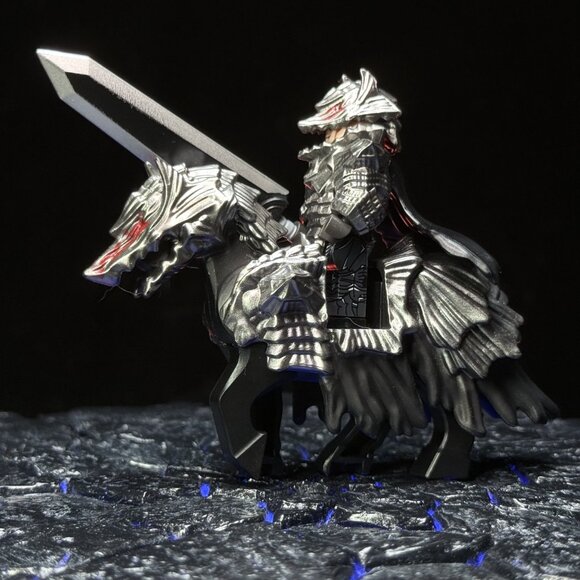 Berserk Custom Minifigure – Berserker Armor Guts with Beast Mount Set - Picture 2 of 4